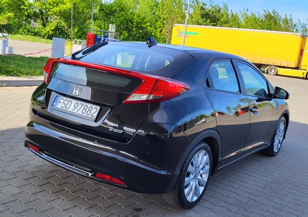 Honda Civic cena 39999 przebieg: 129832, rok produkcji 2012 z Drezdenko małe 781